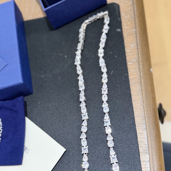 Swarovski Mesmera Crystal Silver Necklace - Picture 5 of 6